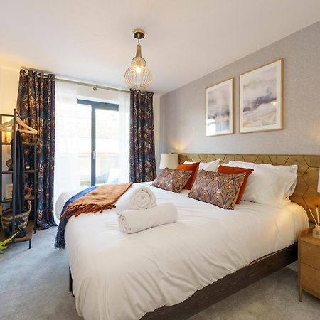 Evergreen - 2 Bed Luxury Apartment By Mint Stays Bristol Eksteriør bilde