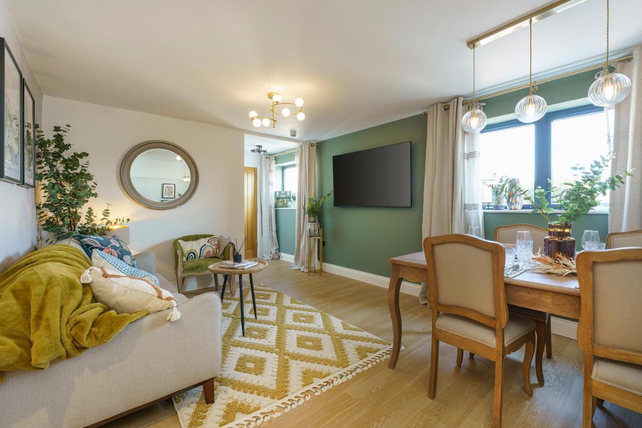 Evergreen - 2 Bed Luxury Apartment By Mint Stays Bristol Eksteriør bilde